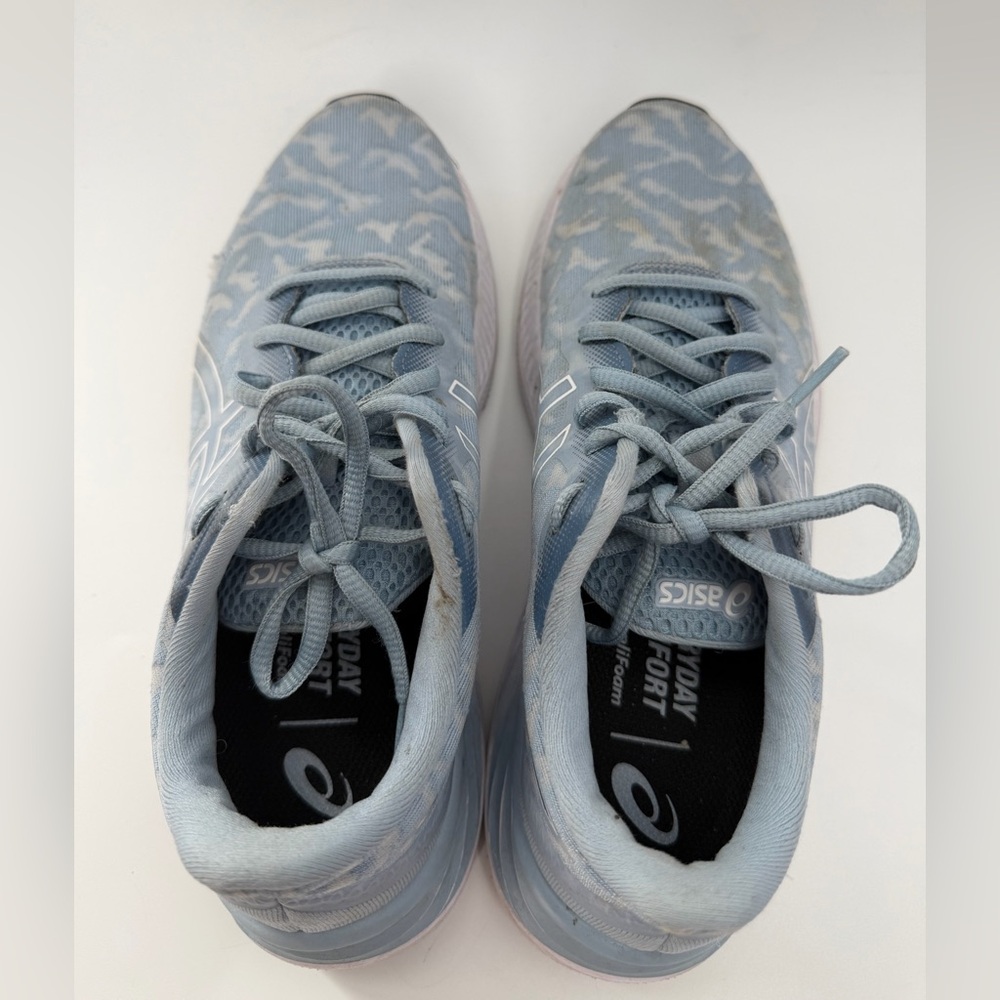 Bundle Of 3 Asics Women’s Running Sneakers - Picture 15 of 15